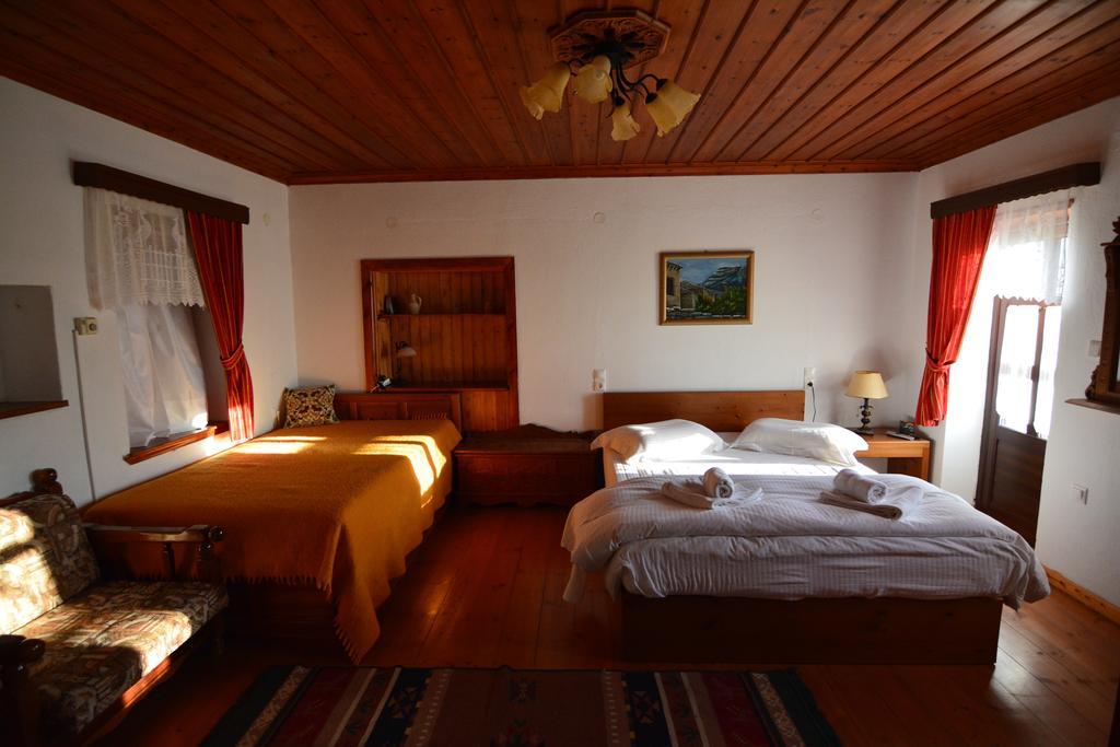Kalliopi Papingo Kamer foto